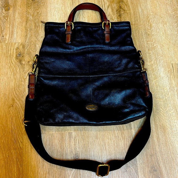 Fossil Handbags - Fossil vintage black leather explorer shoulder bag with fold over top